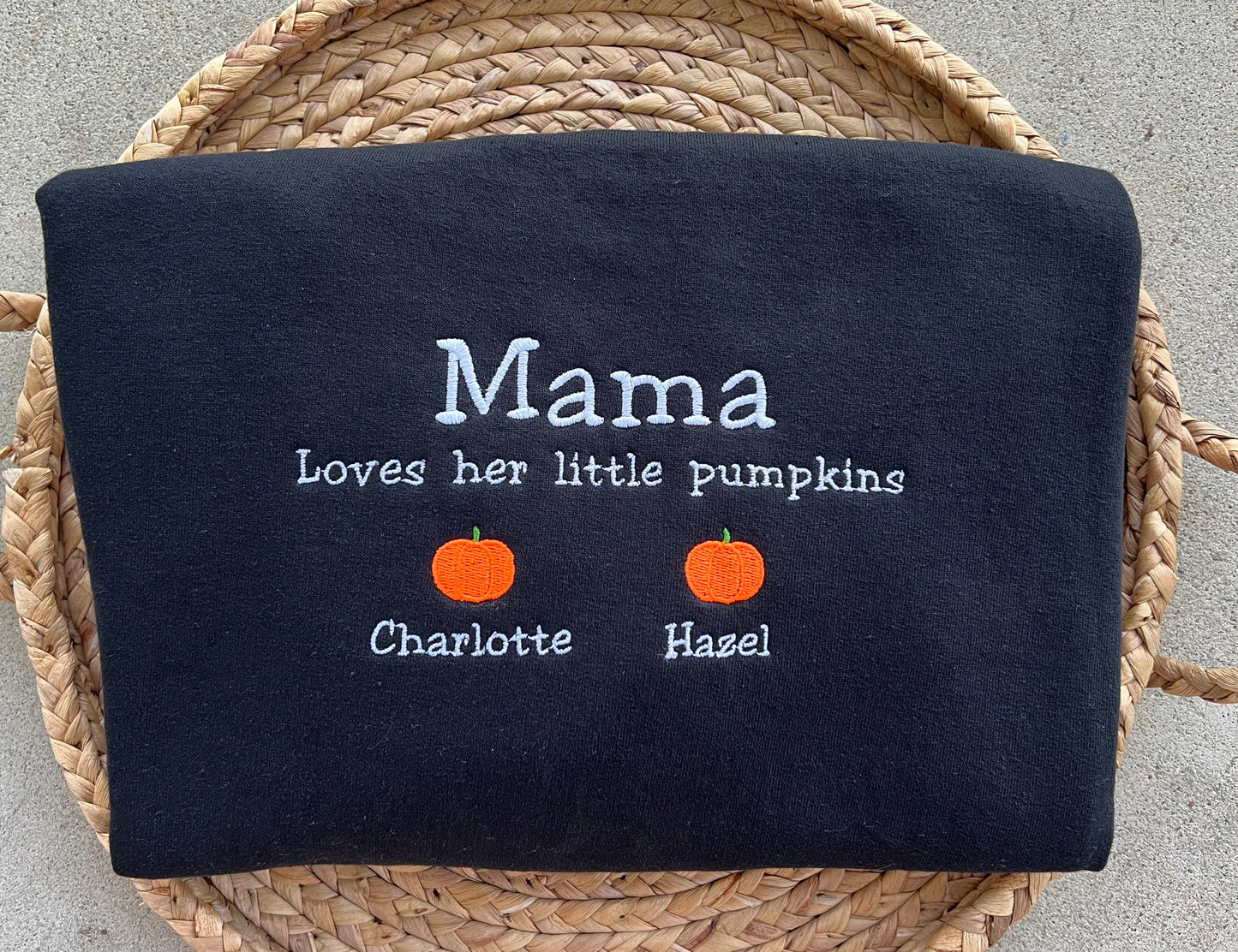 Emb - mama loves her pumpkins