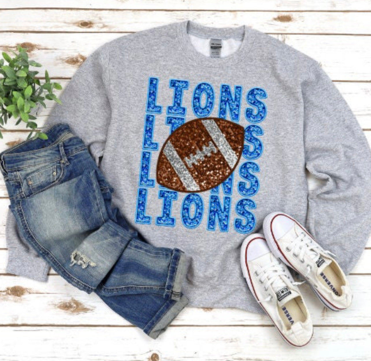 Sub - glitter lions