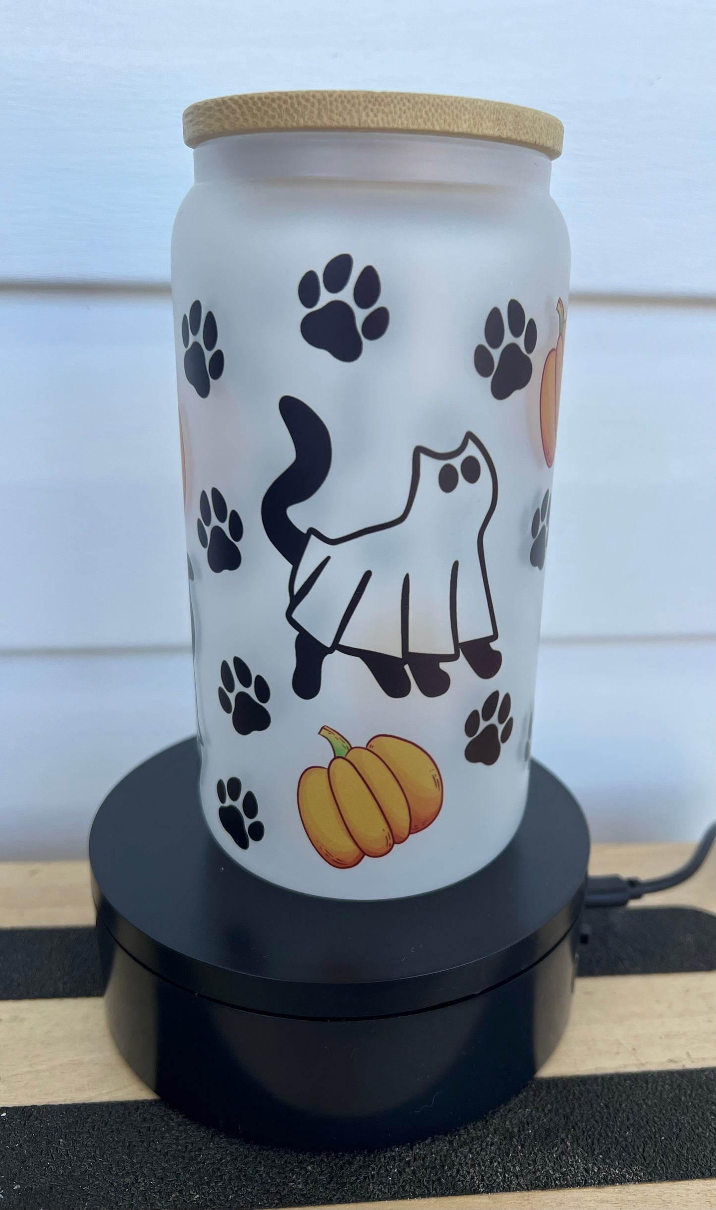 16 oz Halloween cat frosted glass can
