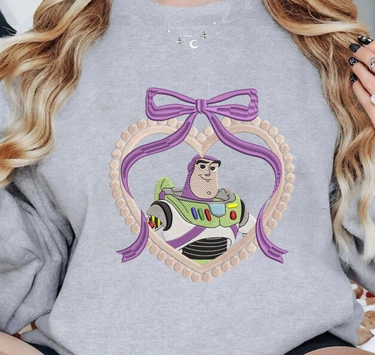 Emb - space guy heart bow